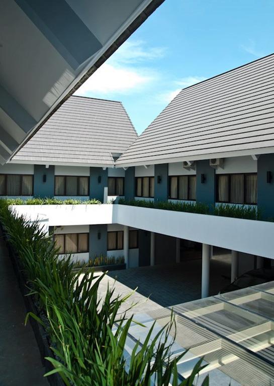 Maesa Hotel Ponorogo Eksteriør bilde